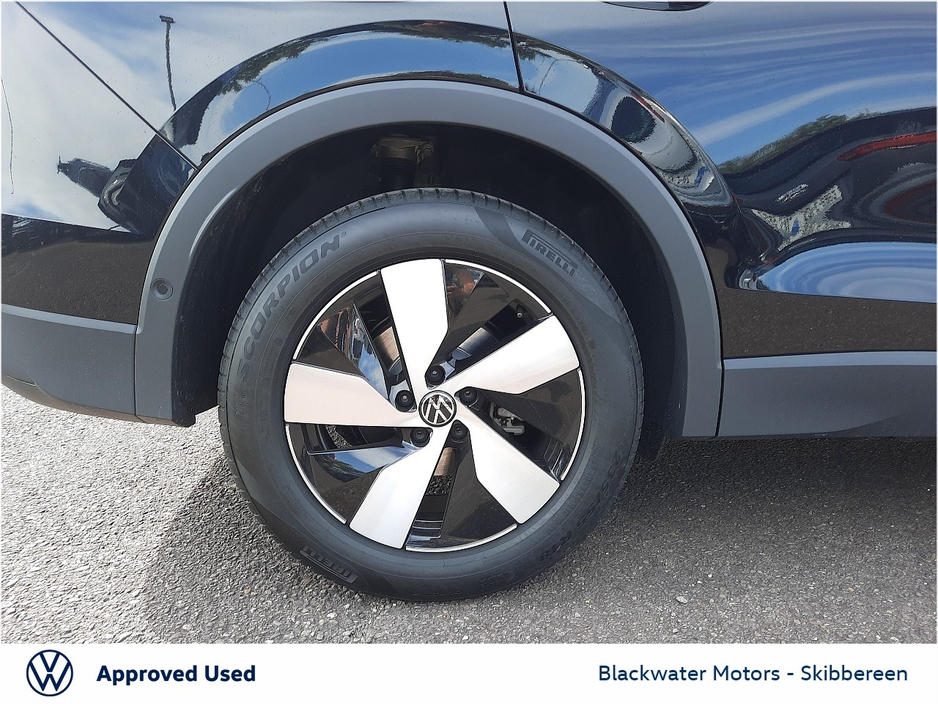 Volkswagen Tiguan 2.0TDI 150BHP LAUNCH EDITION AUTOMATIC — thumbnail 9