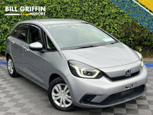 Honda Fit 1.5 HYBRID AUTO // DIGITAL CLUSTER // PARKING SENSORS // ADAPTIVE CRUISE CONTROL