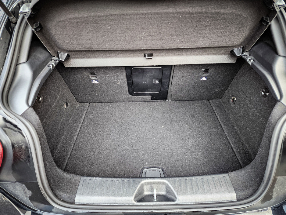 2013 Mercedes-Benz A Class 1.6L Petrol For Sale Images