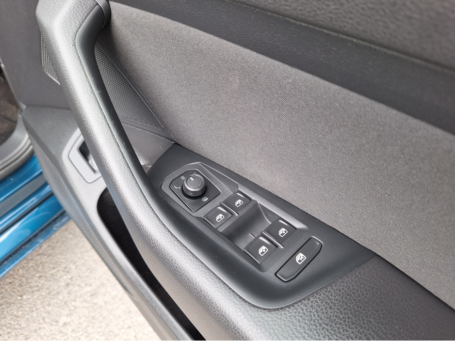 2021 Volkswagen Passat 2.0L Diesel For Sale Images