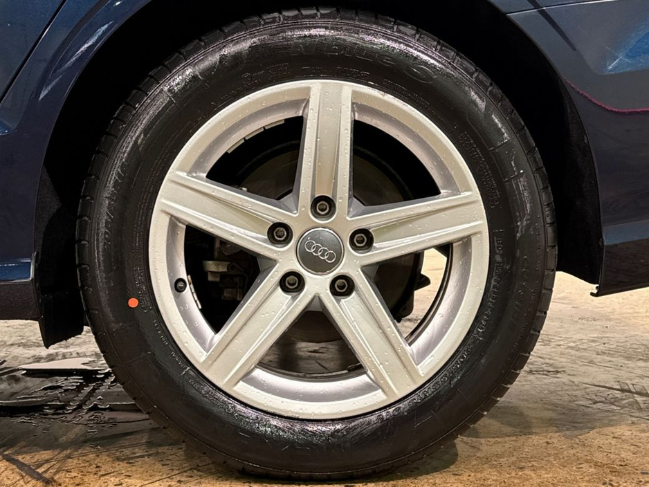 Audi A3 1.4 TSI AUTOMATIC SALOON - FACTORY ALLOYS - CRUISE CONTROL - MULTI FUNCTION STEERING WHEEL - HEATING / AC CONTROLS - REVERSE CAMERA - — thumbnail 10