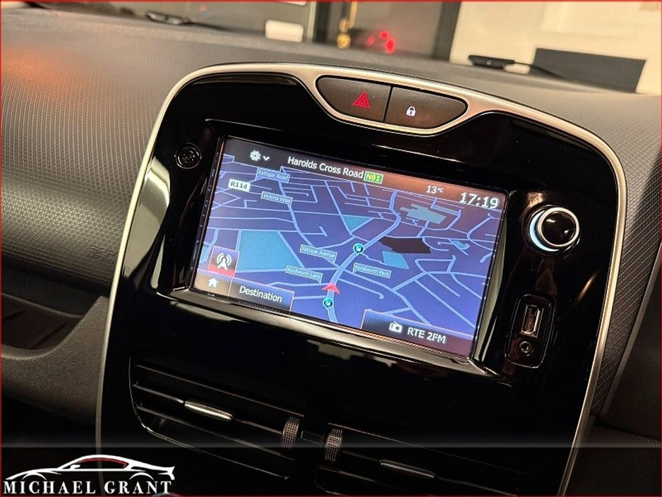 2014 Renault Clio 1.1L Petrol For Sale Images