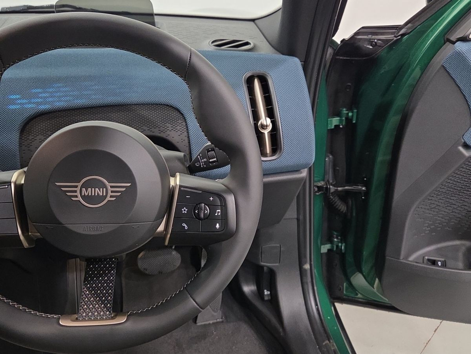 2026 MINI Countryman 1.5L Petrol Hybrid For Sale Images