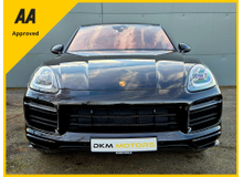 2023 Porsche Cayenne 3.0L Petrol Plug-in Hybrid For Sale Images