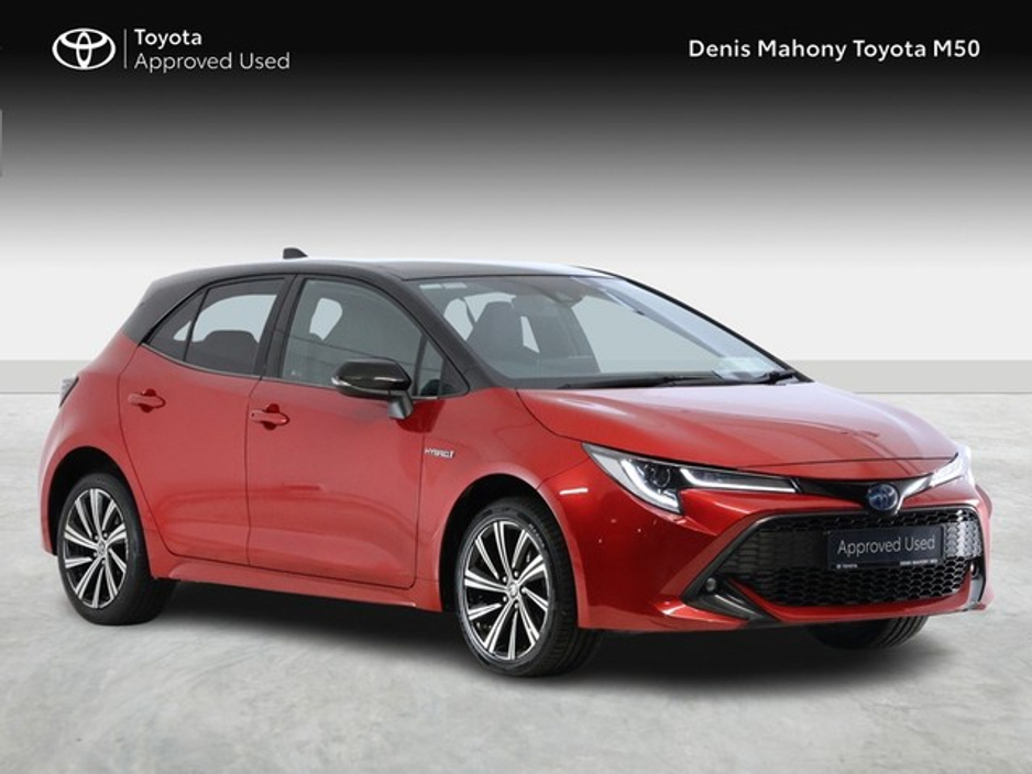 Toyota Corolla Luna Sport Hybrid Hatchback