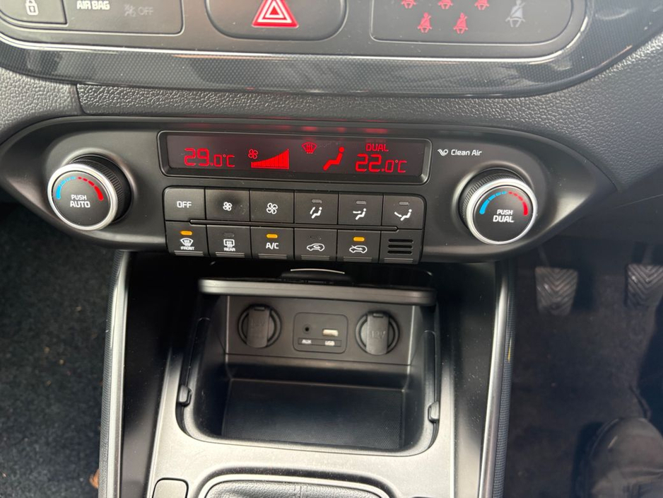 2016 Kia Carens 1.7L Diesel For Sale Images