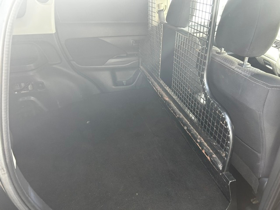 2017 Mitsubishi Outlander 2.3L Diesel For Sale Images