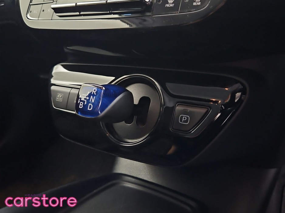 Toyota Prius 1.8 Hybrid Auto — thumbnail 19