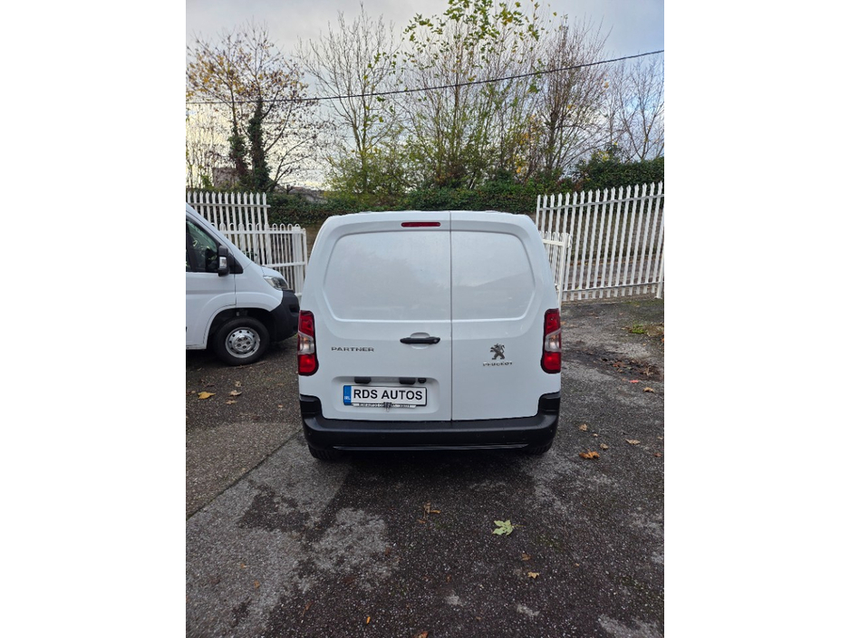 2023 Peugeot Partner 1.5L Diesel For Sale Images