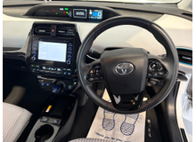 2022 Toyota Prius 1.8L Hybrid For Sale Images