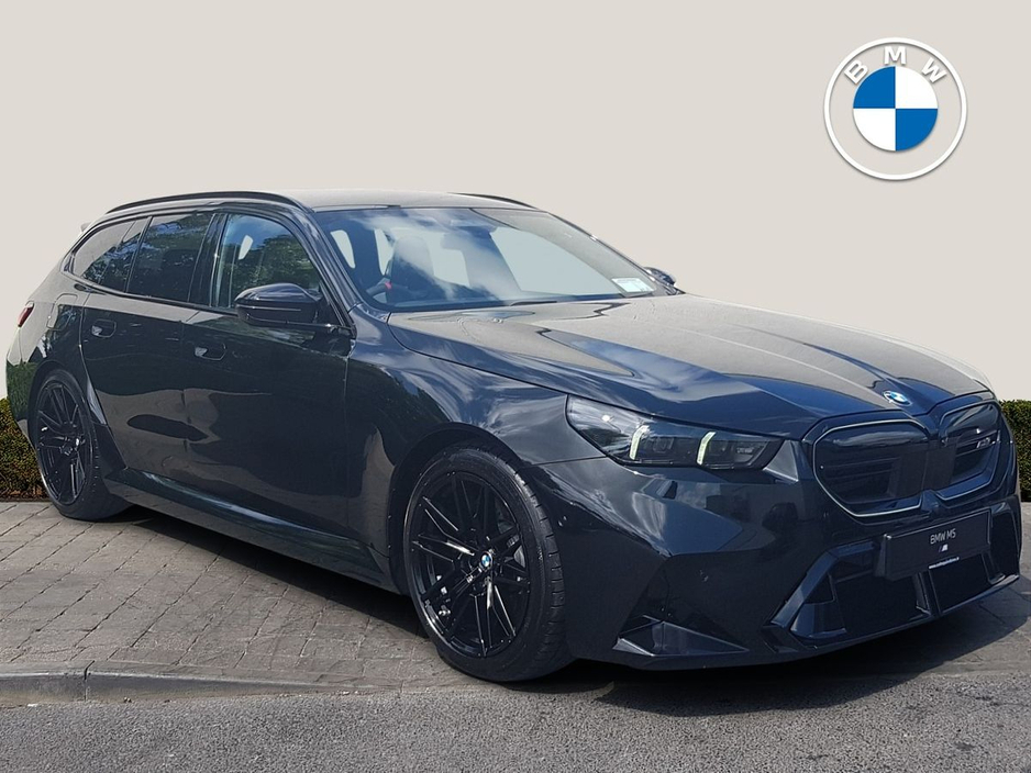 2026 BMW M5 4.5L Petrol Plug-in Hybrid For Sale Images