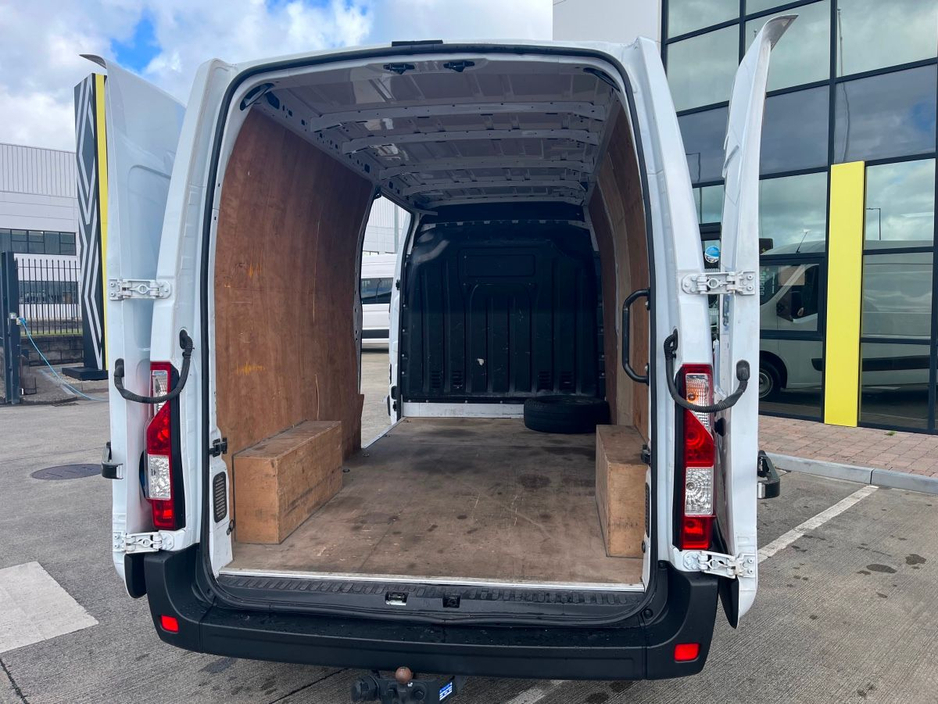 2022 Renault Master 2L Diesel For Sale Images