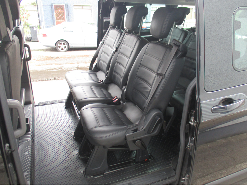 2026 Ford Transit Custom Kombi 2.5L Petrol Plug-in Hybrid For Sale Images
