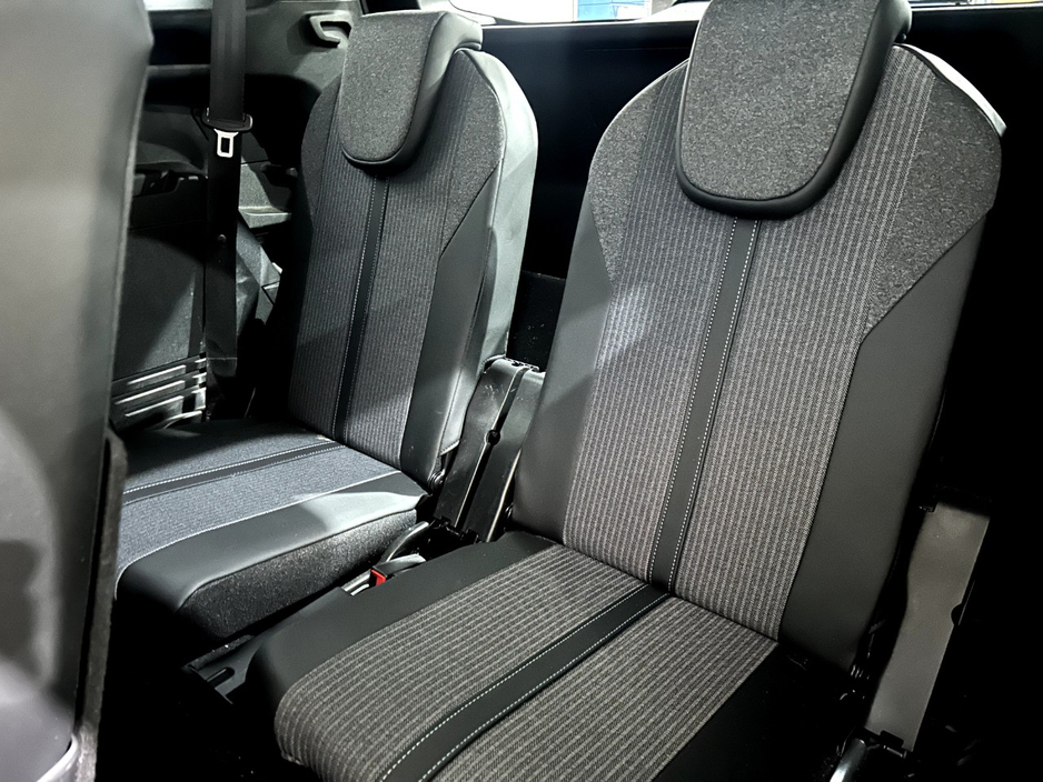 2022 Peugeot 5008 1.5L Diesel For Sale Images