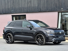 2022 Volkswagen Touareg 3L Diesel For Sale Images