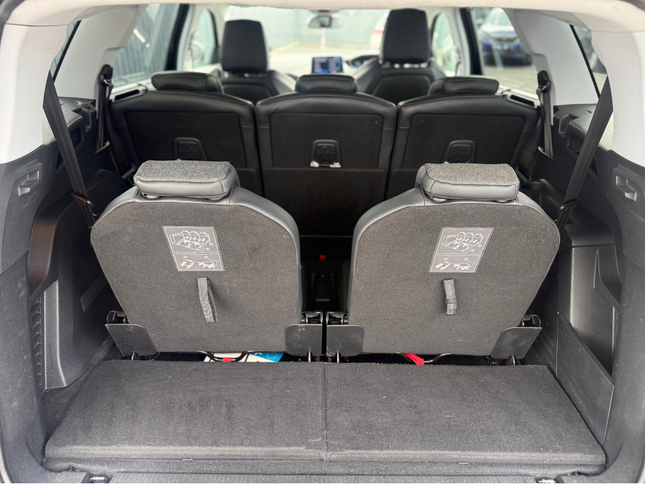 2019 Peugeot 5008 1.5L Diesel For Sale Images