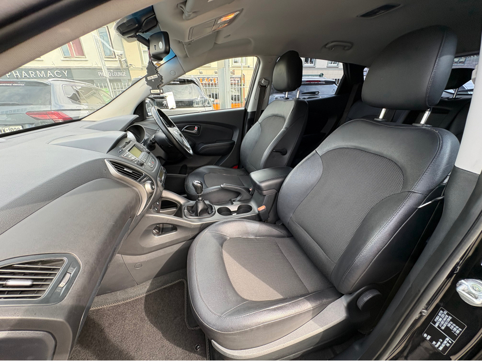2014 Hyundai ix35 1.7L Diesel For Sale Images