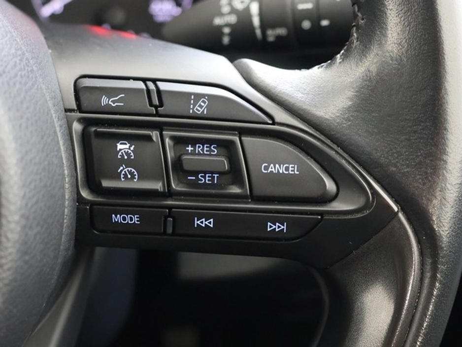 Toyota Yaris Luna Hybrid — thumbnail 17