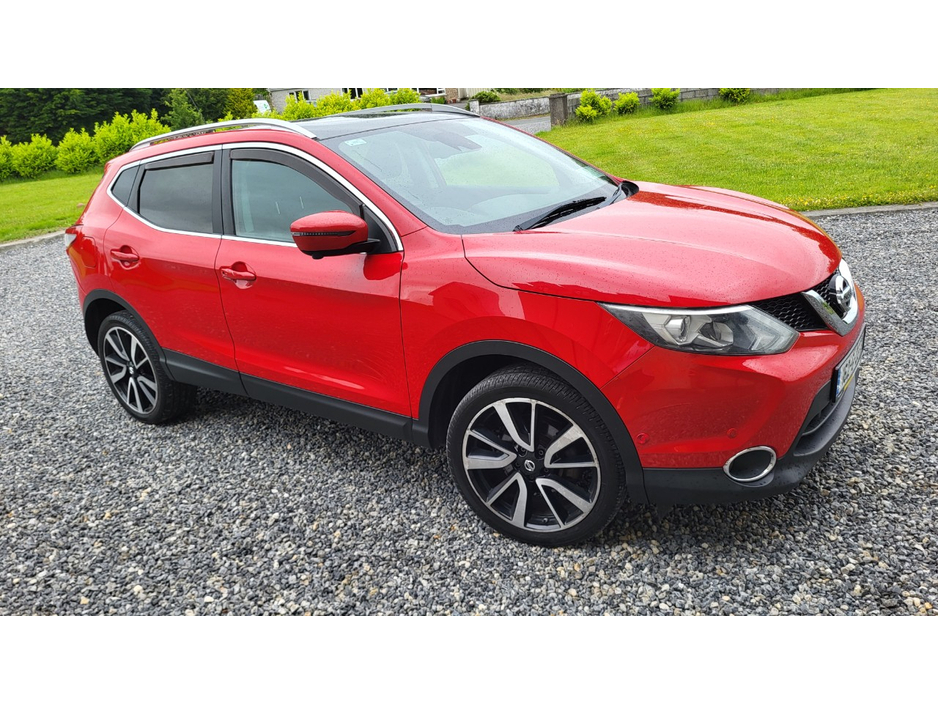 Nissan Qashqai 1.5 DCI TEKNA 110PS 5DR