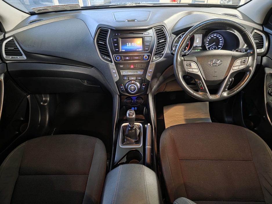 2018 Hyundai Santa Fe 2.2L Diesel For Sale Images