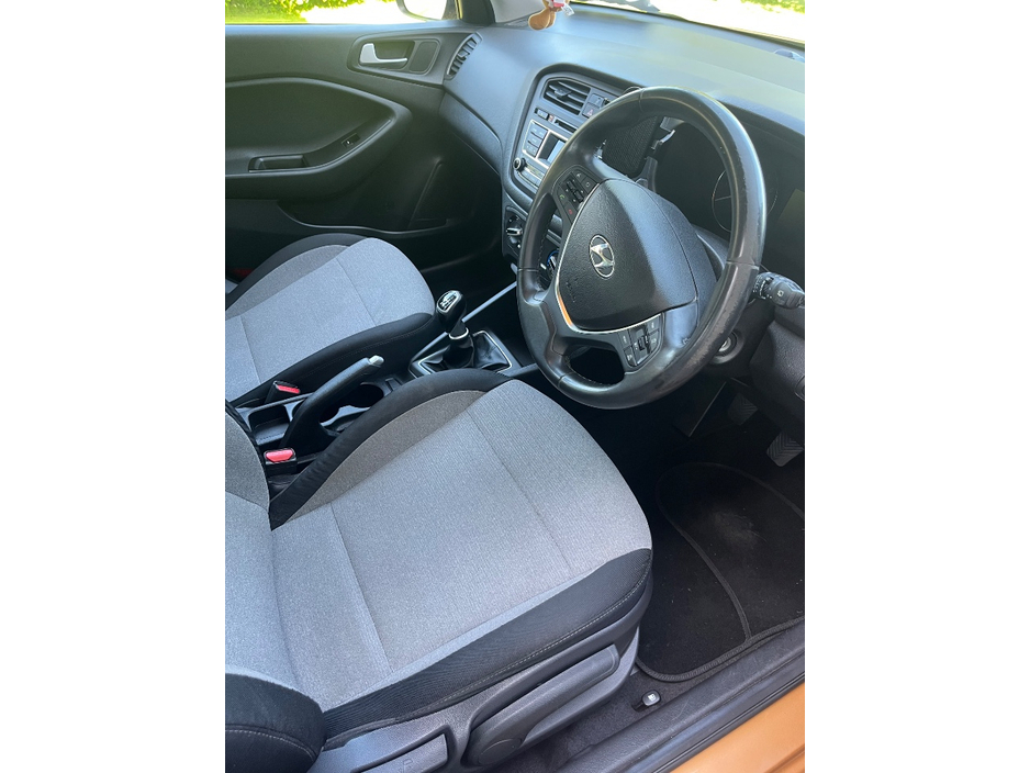 Hyundai i20 SE MPI 99BHP 5DR — thumbnail 10