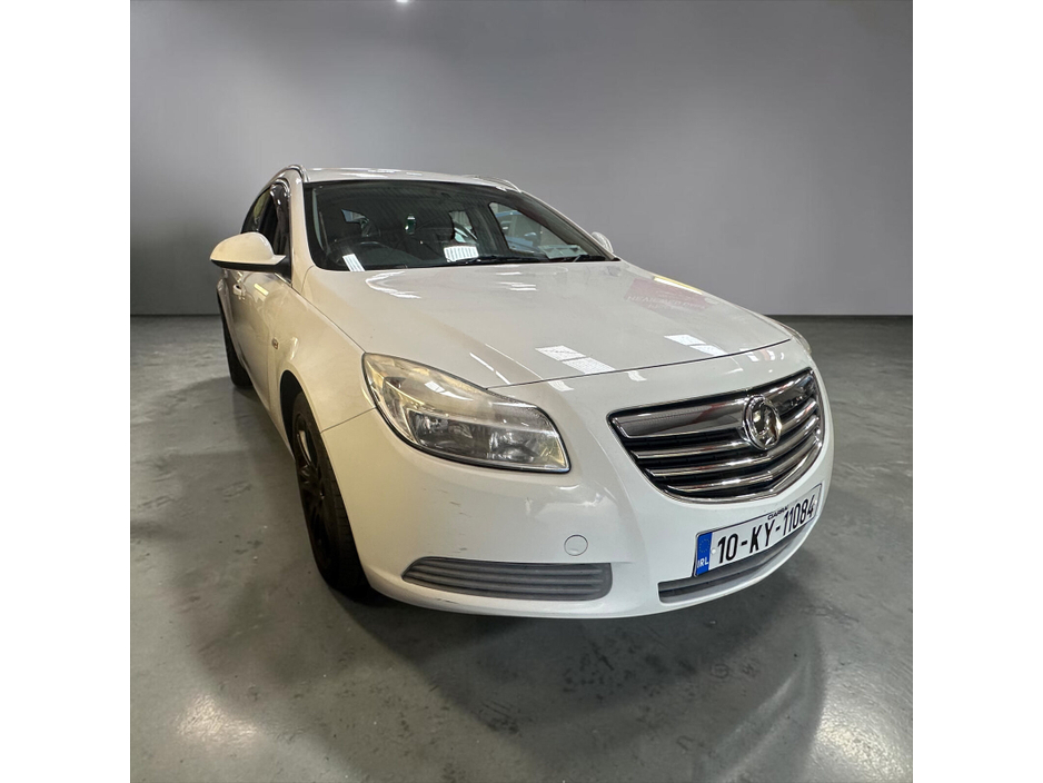 2010 Vauxhall Insignia 2L Diesel For Sale Images