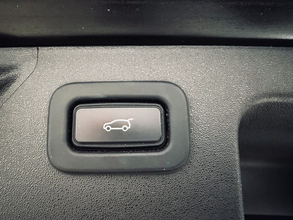 2022 Land Rover Discovery 1.5L Petrol Plug-in Hybrid For Sale Images