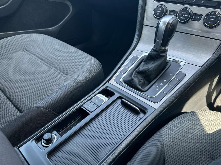 2015 Volkswagen Golf 1.2L Petrol For Sale Images