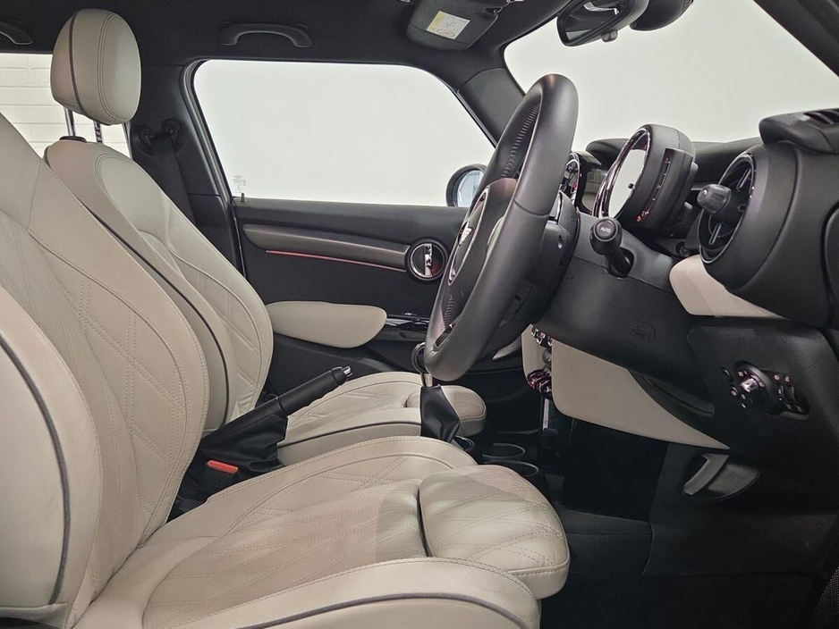 2022 MINI Hatch 1.5L Petrol For Sale Images