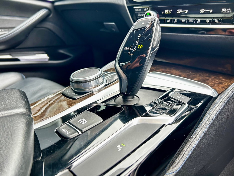 2017 BMW 5 Series 2L Diesel For Sale Images
