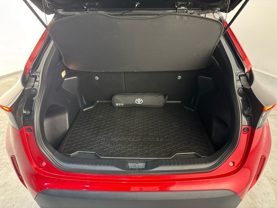 Toyota Yaris Cross LUNA SPORT 4DR AUTO — thumbnail 10