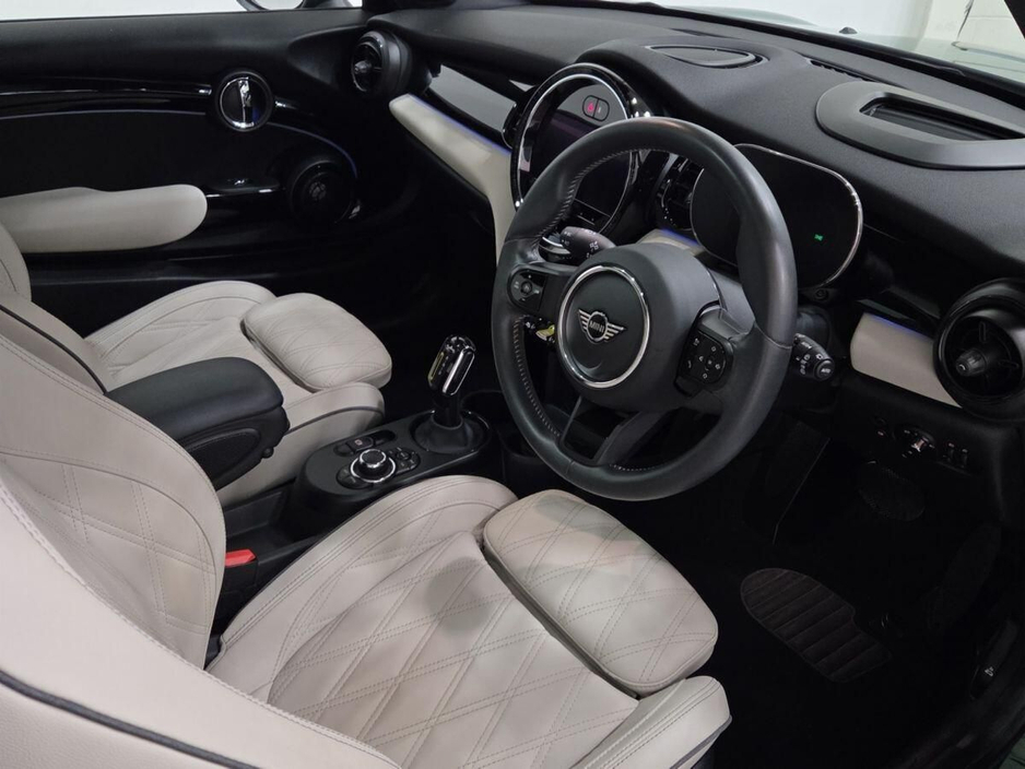 2023 MINI Hatch 0L Electric For Sale Images