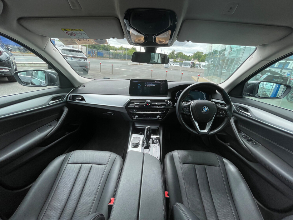 2022 BMW 5 Series 2L Petrol Plug-in Hybrid For Sale Images