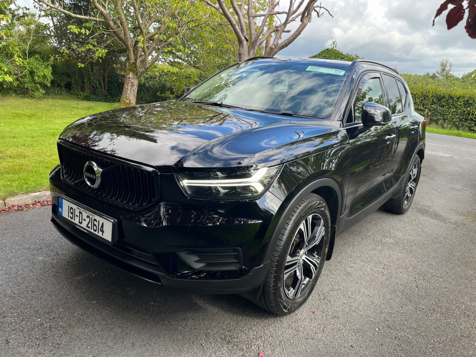 2019 Volvo XC40 2L Diesel For Sale Images
