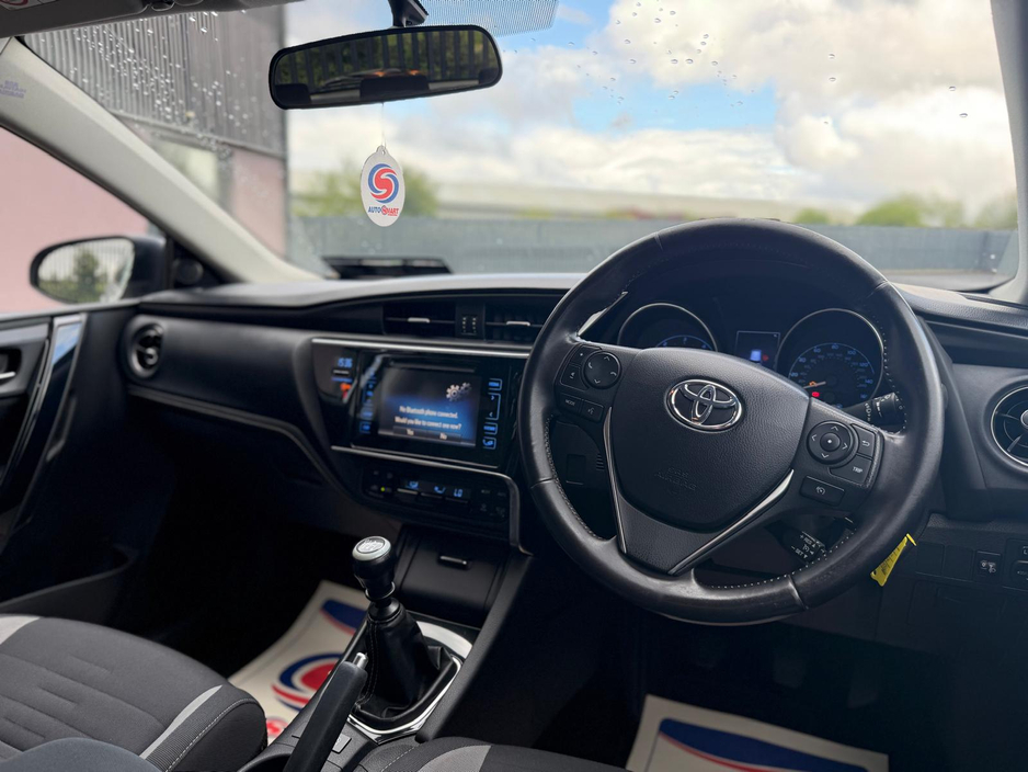 2015 Toyota Auris 1.6L Diesel For Sale Images