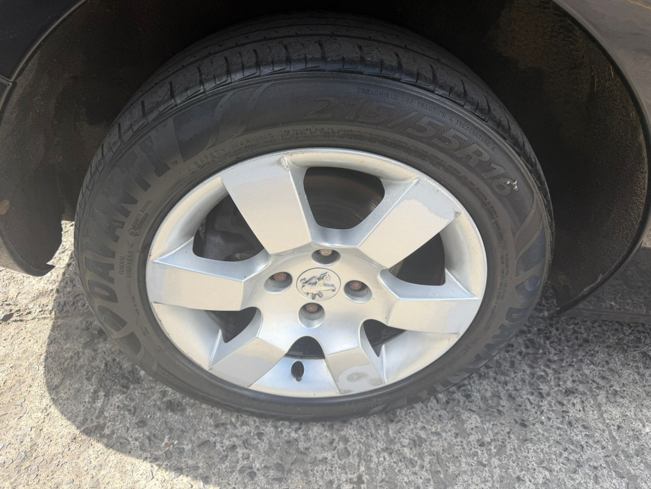 2011 Peugeot 5008 1.6L Diesel For Sale Images