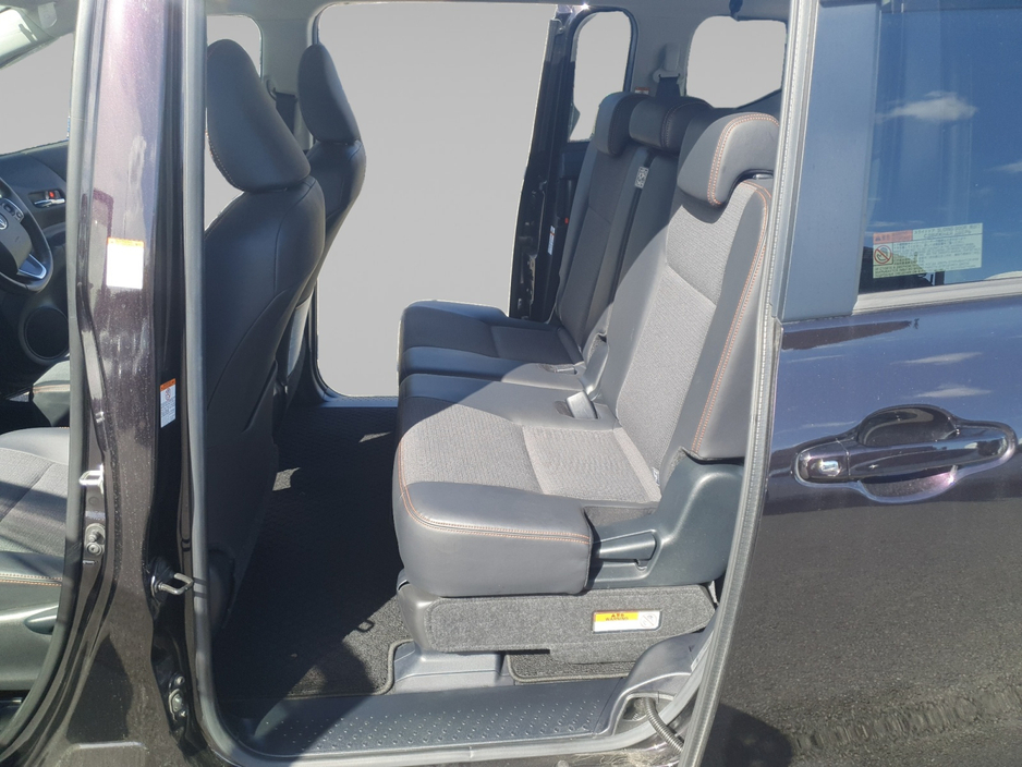 Toyota Sienta 1.5 Petrol Auto — thumbnail 11