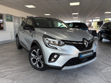 2023 Renault Captur 1.6L Hybrid For Sale Images