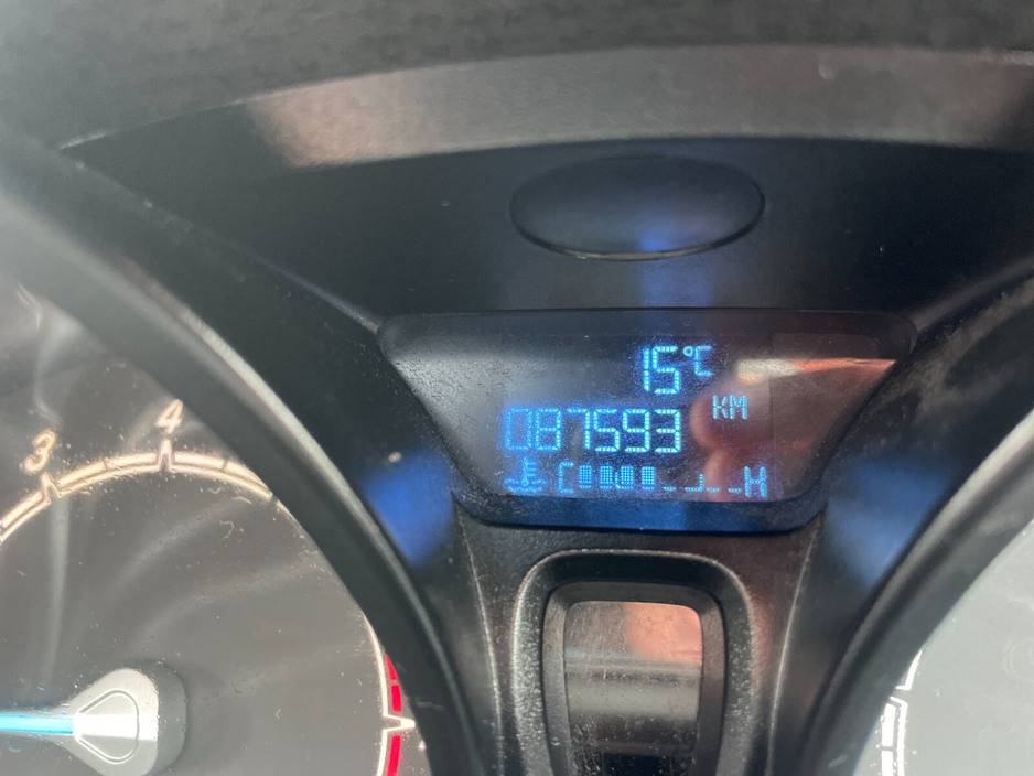 Ford Fiesta 1.0 65PS ZETEC — thumbnail 10