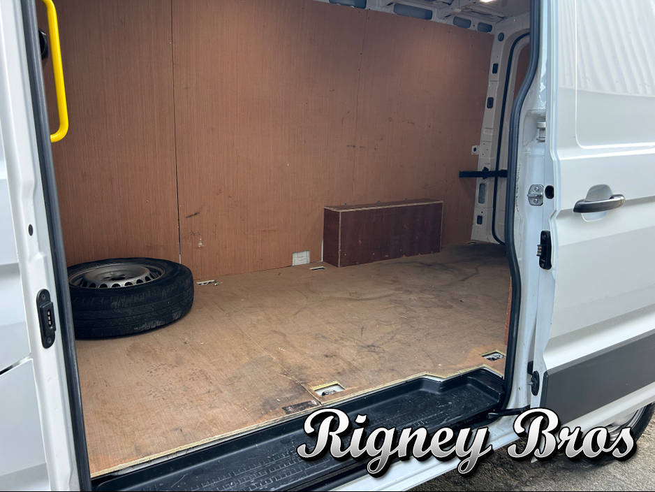 2024 Volkswagen Crafter 2L Diesel For Sale Images