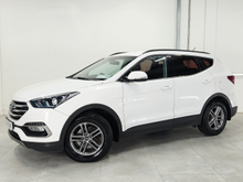 2017 Hyundai Santa Fe 2.2L Diesel For Sale Images