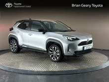 Toyota Yaris Cross LUNA SPORT Hybrid