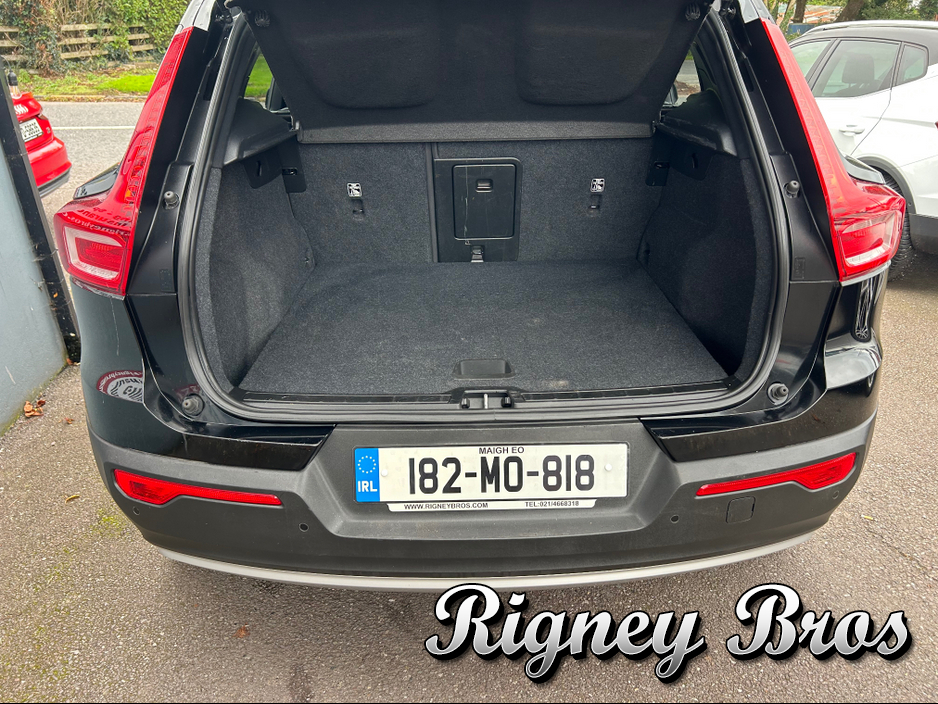 2018 Volvo XC40 2L Diesel For Sale Images