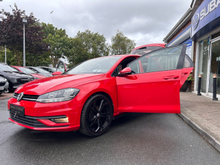 2019 Volkswagen Golf 1L Petrol For Sale Images