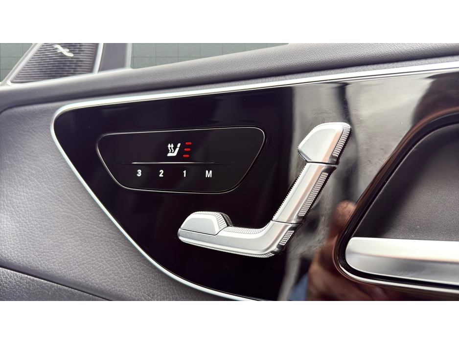 2024 Mercedes-Benz C Class 2L Petrol Plug-in Hybrid For Sale Images