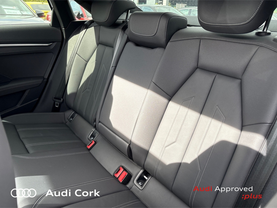 Audi A3 SALOON 2.0 30TDI 115BHP S-LINE WITH BLACK STYLING, COMFORT PACK, PANORAMIC SUNROOF & COMFORT KEY — thumbnail 13