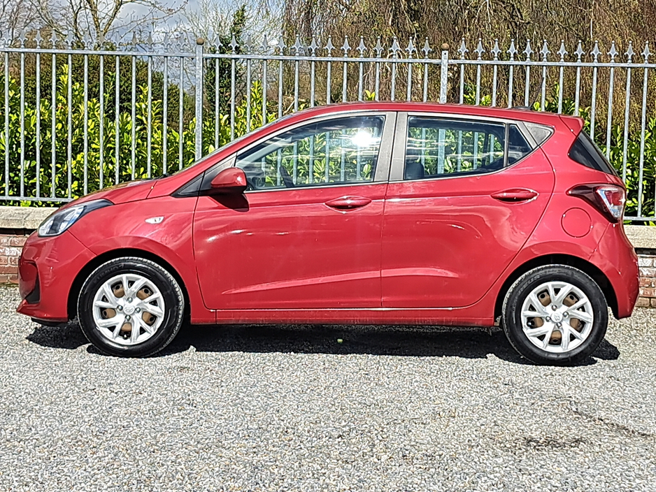 Hyundai i10 Classic Model 1.0 Petrol, Bluetooth, Air conditioning, with 87,000 Miles. — thumbnail 3