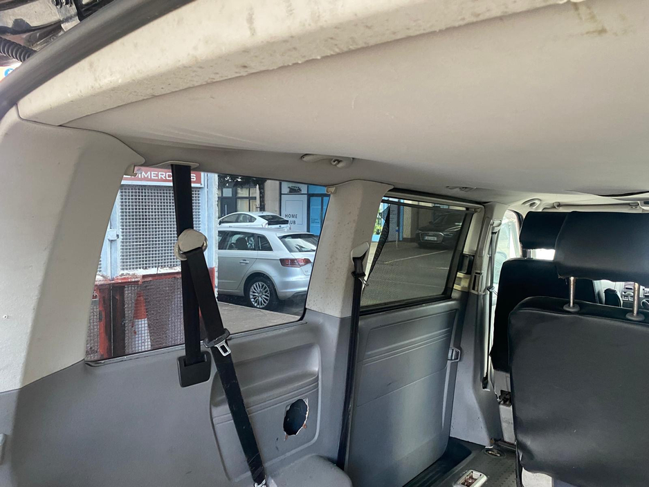 2005 Volkswagen Shuttle 1.9L Diesel For Sale Images