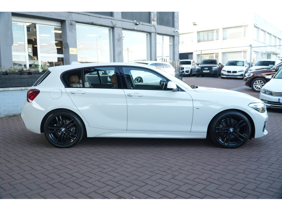BMW 1 Series 118I MSPORT SHADOW EDITION 1.5 PETROL 5DR AUTO F20 // IMMACULATE CONDITION//ONE OWNER CAR//BUY WITH CONFIDENCE AA AND SIMI APPROVED DEALER 2026 // FINANCE ARRANGED // ALL TRADE INS WELCOME // — thumbnail 3