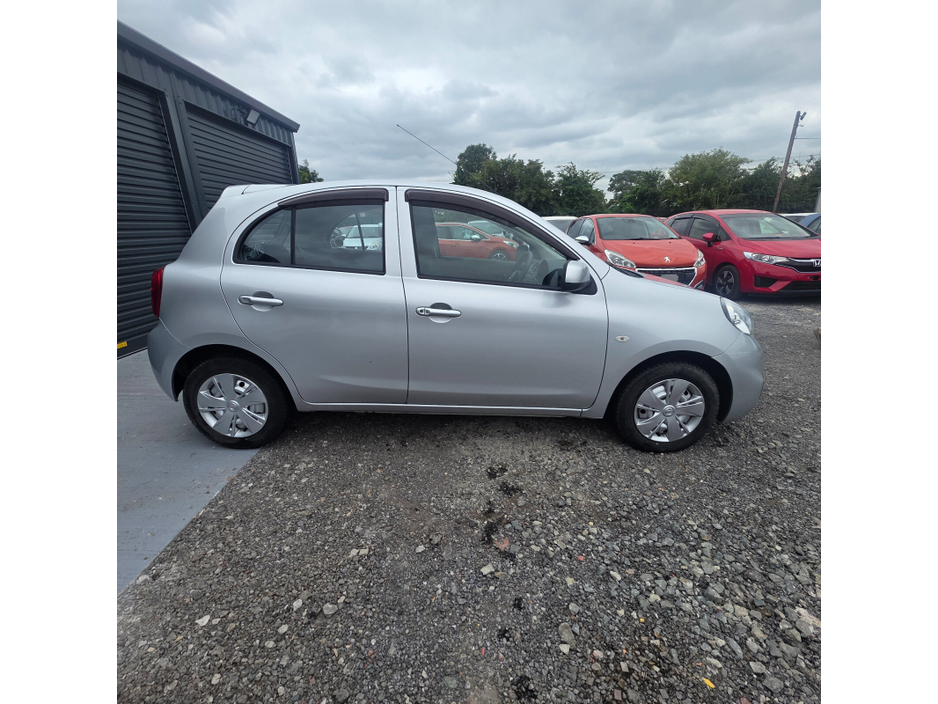 Nissan March 1.2 5dr — thumbnail 11